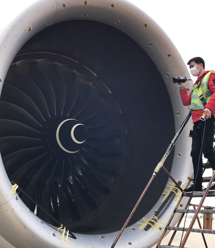 MSCAN全局式測(cè)量系統(tǒng)，拍攝發(fā)動(dòng)機(jī)唇口的多幅2D圖像